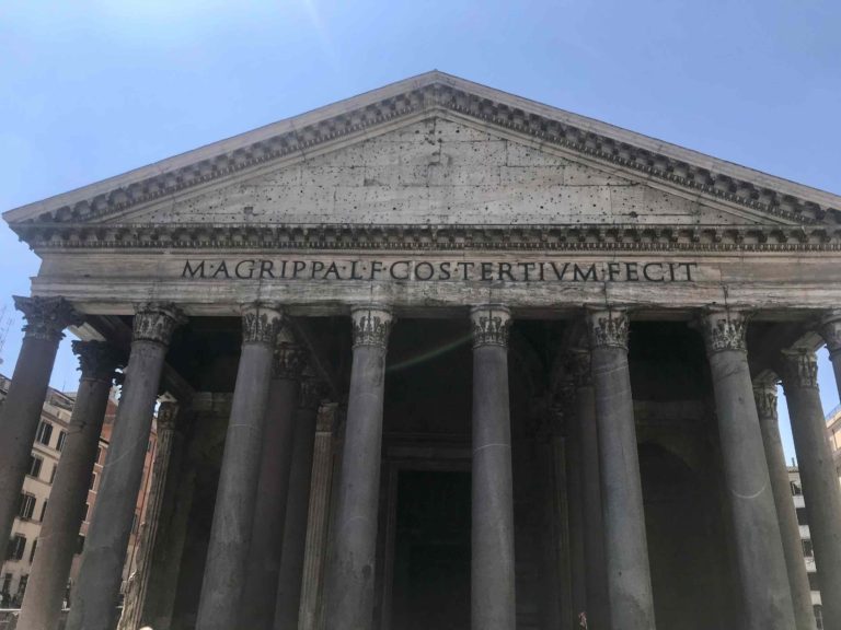 One of the spots to visit for the Ultimate Guide to Rome, the Pantheon.