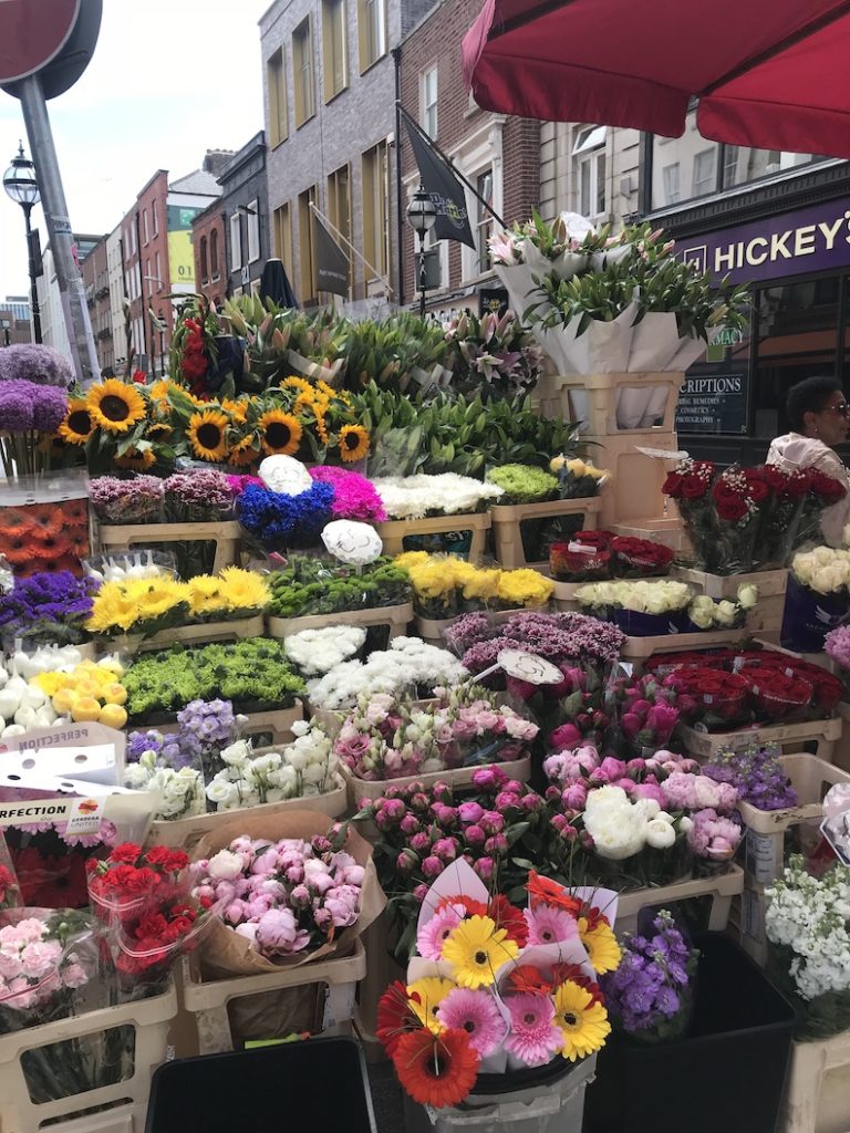 A flower market on the streets of Dublin.