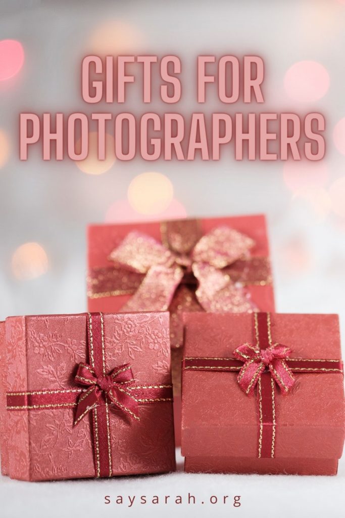 A pinnable image to represent the Christmas gift guide for photographers